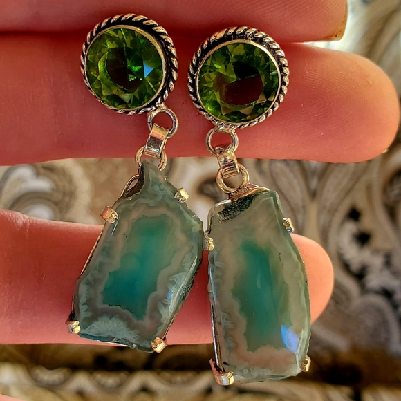 New Peridot and Agate Druzy 925 Silver Stud Earrings. - Picture 9 of 11